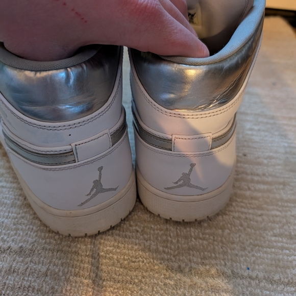 Men's Air Jordan 1 Mid White High-Top Sneakers - Picture 4 of 7